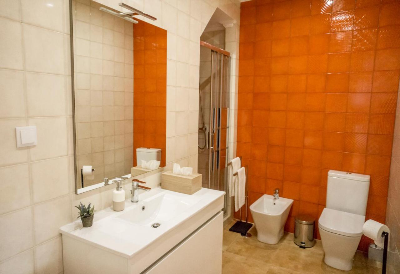 Hotel Lalitana Townhouse à Lagos Extérieur photo